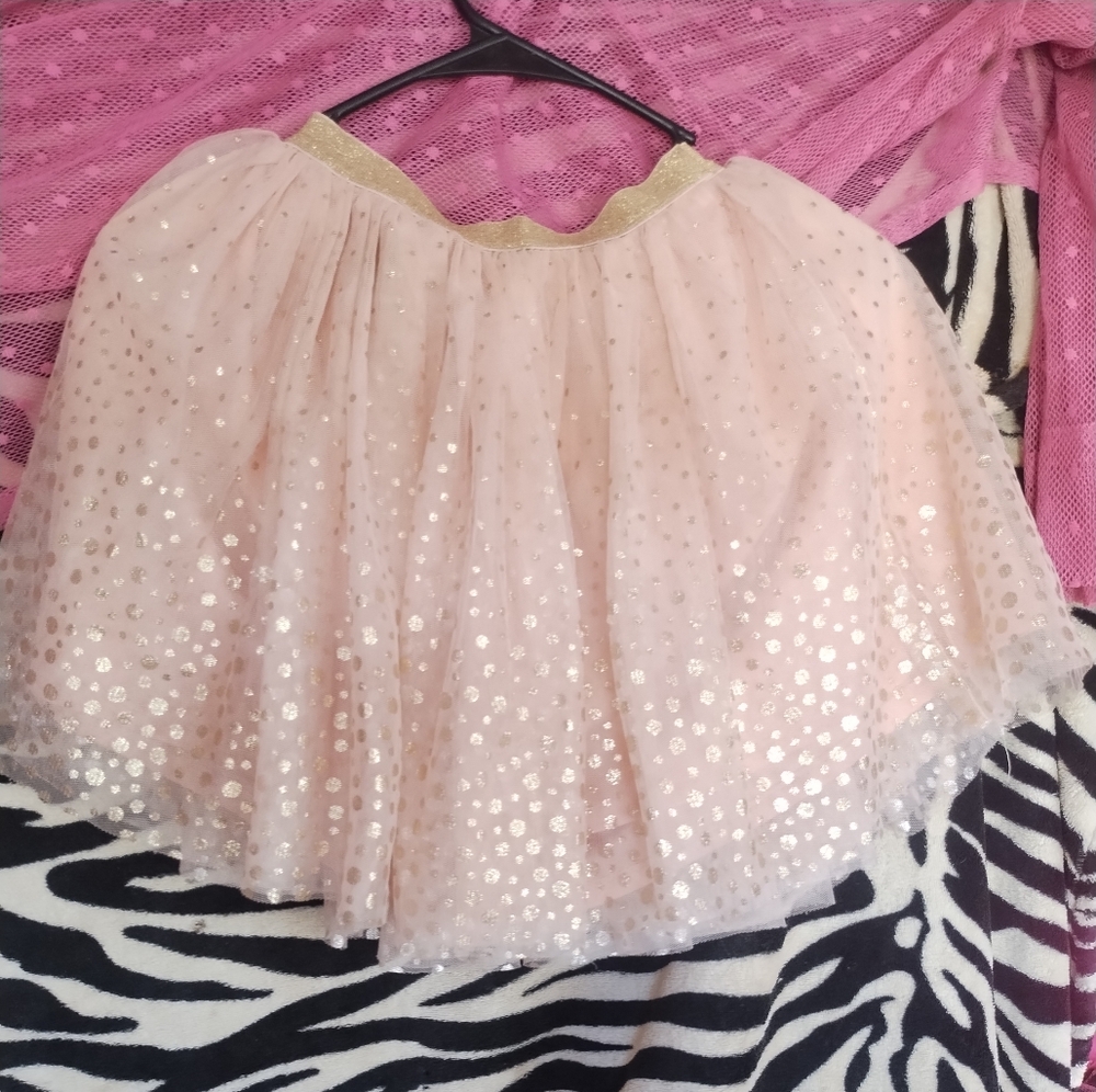 Zunie tulle pink with gold dots skirt- size 7/8
